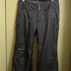 Patagonia Black Woman’s Snowboard/ Ski Pants M
